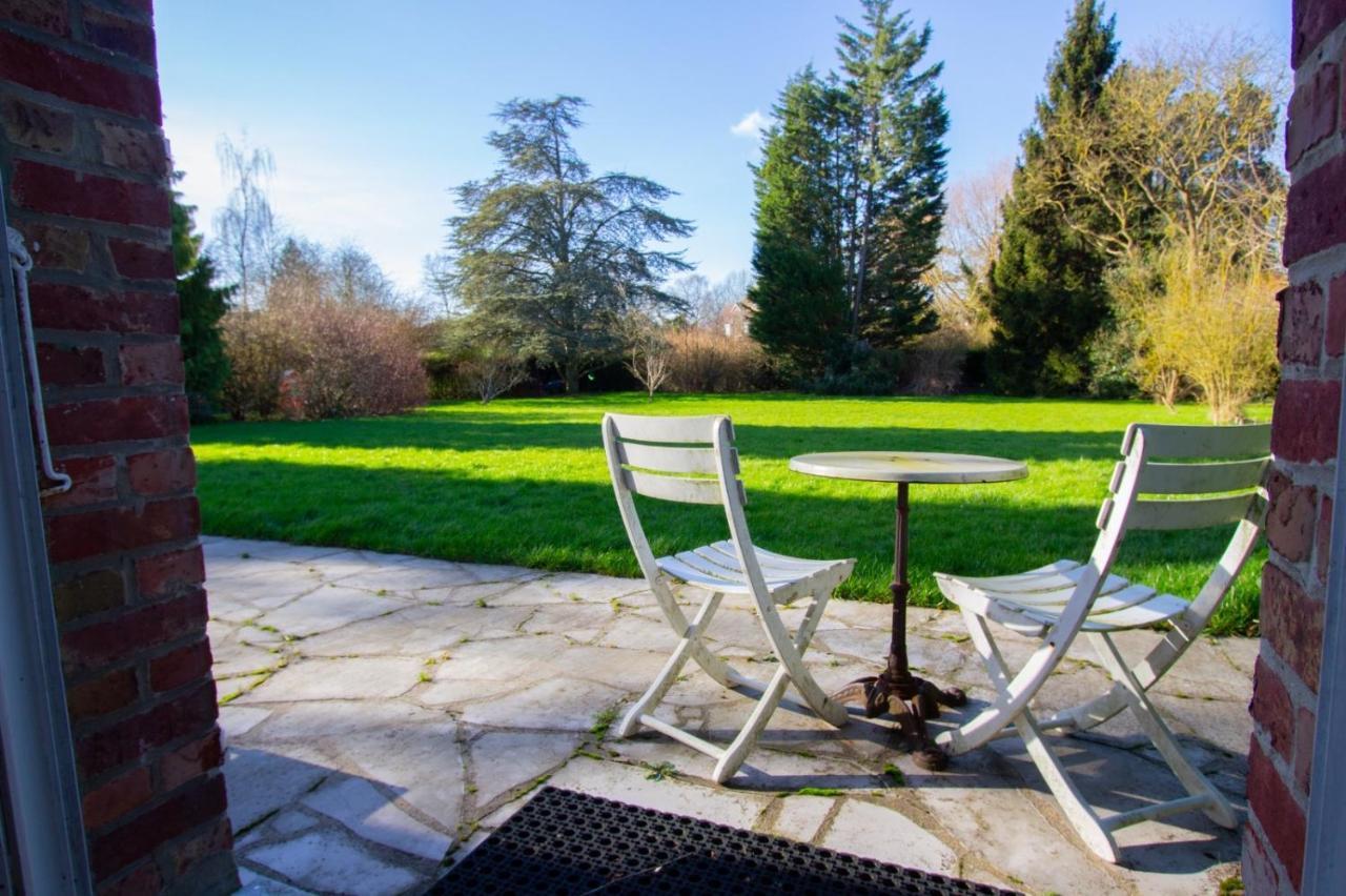 Les Jardins De Beaumont Bed & Breakfast Hem Bagian luar foto